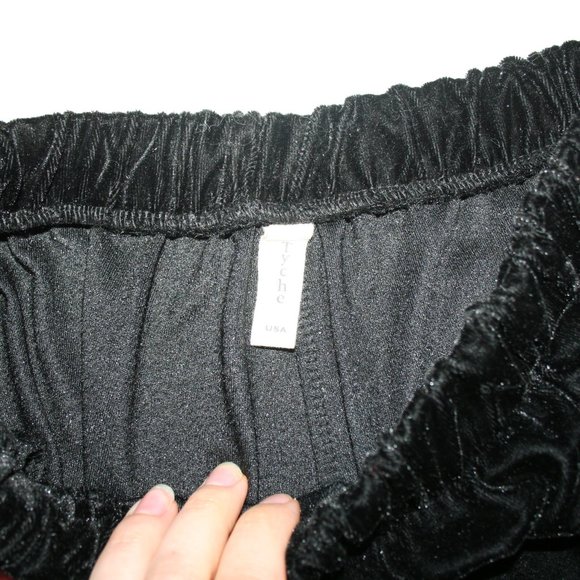 Fuzzy VELOUR Black Shorts w pockets Womens M Stretch Waist Summer Fun Sexy Cute - Picture 7 of 10